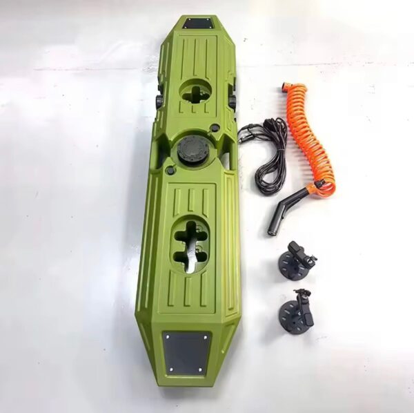 Water tank retractable hose 4x4
